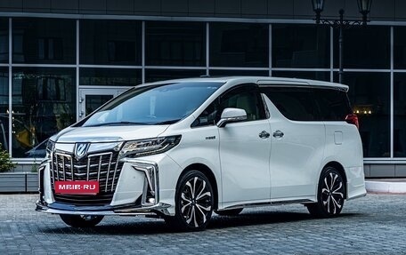 Toyota Alphard III, 2018 год, 5 550 000 рублей, 6 фотография
