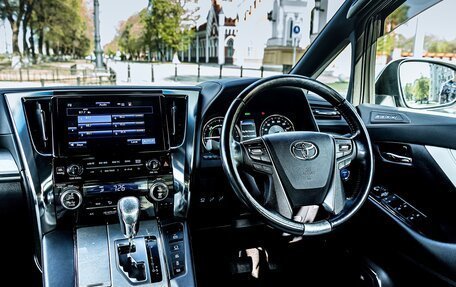 Toyota Alphard III, 2018 год, 5 550 000 рублей, 25 фотография