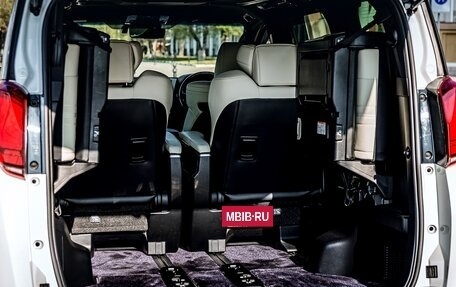 Toyota Alphard III, 2018 год, 5 550 000 рублей, 37 фотография