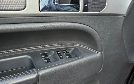 Volkswagen Touareg III, 2007 год, 1 300 000 рублей, 26 фотография
