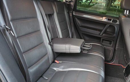 Volkswagen Touareg III, 2007 год, 1 300 000 рублей, 34 фотография