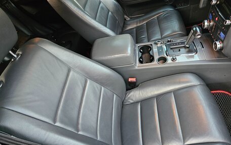 Volkswagen Touareg III, 2007 год, 1 300 000 рублей, 29 фотография