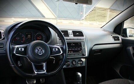 Volkswagen Polo VI (EU Market), 2018 год, 1 325 500 рублей, 10 фотография