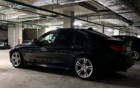 BMW 3 серия, 2015 год, 2 700 000 рублей, 3 фотография