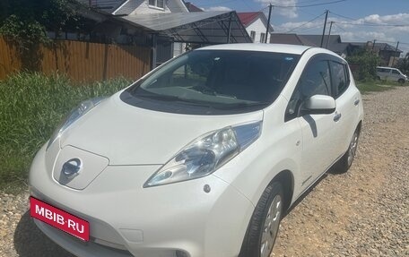 Nissan Leaf I, 2014 год, 700 000 рублей, 7 фотография