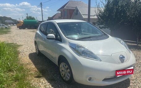 Nissan Leaf I, 2014 год, 700 000 рублей, 6 фотография