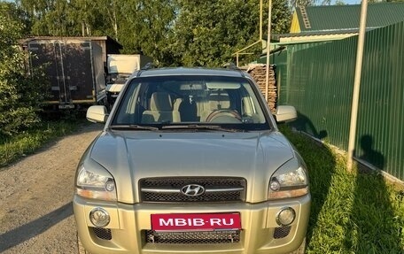 Hyundai Tucson III, 2004 год, 740 000 рублей, 1 фотография