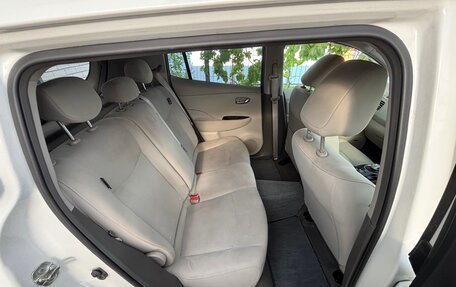 Nissan Leaf I, 2014 год, 700 000 рублей, 18 фотография