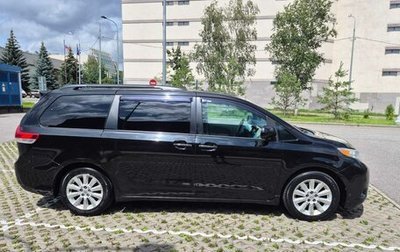 Toyota Sienna III, 2012 год, 2 300 000 рублей, 1 фотография