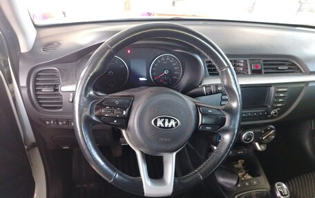 KIA Rio IV, 2018 год, 1 300 000 рублей, 6 фотография