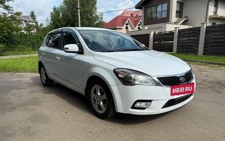 KIA cee'd I рестайлинг, 2011 год, 595 000 рублей, 4 фотография
