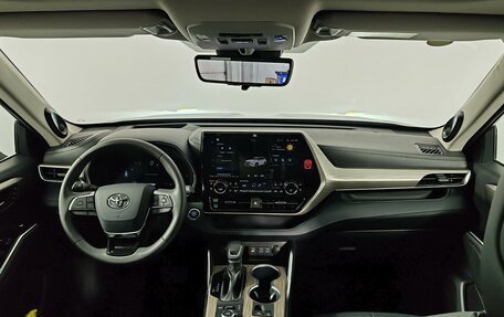 Toyota Highlander, 2024 год, 6 490 000 рублей, 14 фотография