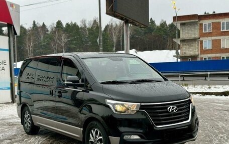 Hyundai H-1 II рестайлинг, 2019 год, 2 500 000 рублей, 6 фотография