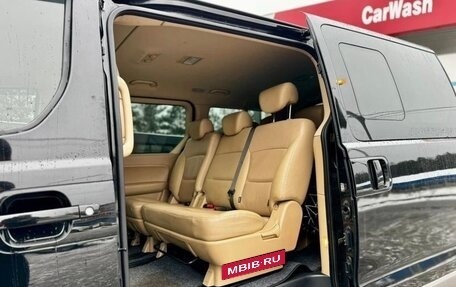 Hyundai H-1 II рестайлинг, 2019 год, 2 500 000 рублей, 9 фотография