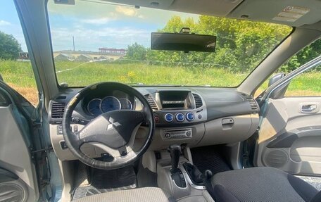 Mitsubishi L200 IV рестайлинг, 2008 год, 1 350 000 рублей, 8 фотография