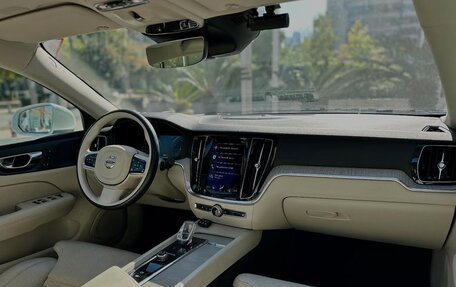 Volvo S60 III, 2022 год, 2 950 000 рублей, 8 фотография
