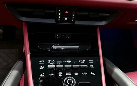 Porsche Cayenne III, 2024 год, 15 645 000 рублей, 18 фотография