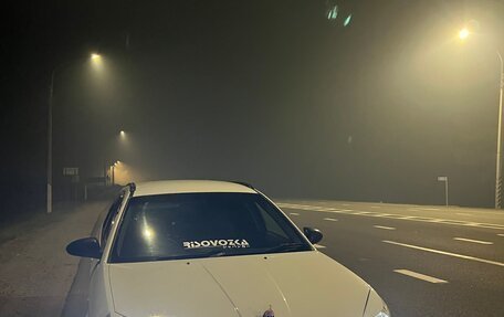 Nissan Wingroad III, 2002 год, 570 000 рублей, 2 фотография
