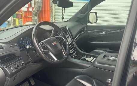 Cadillac Escalade IV, 2017 год, 4 750 000 рублей, 12 фотография