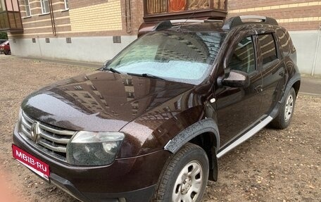 Renault Duster I рестайлинг, 2015 год, 815 000 рублей, 2 фотография