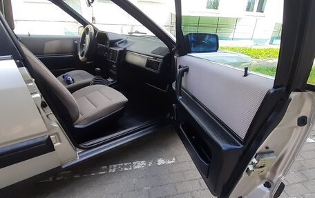 Audi 100, 1987 год, 220 000 рублей, 10 фотография