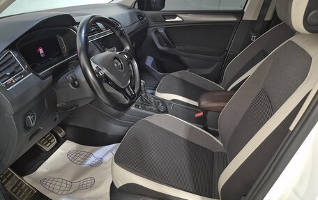 Volkswagen Tiguan II, 2019 год, 2 457 000 рублей, 11 фотография