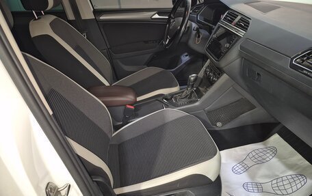Volkswagen Tiguan II, 2019 год, 2 457 000 рублей, 12 фотография