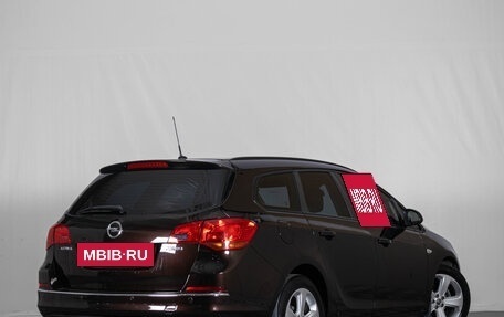 Opel Astra J, 2013 год, 1 049 000 рублей, 5 фотография