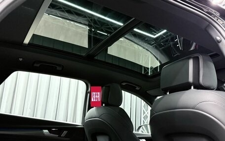 Audi Q5, 2024 год, 6 300 000 рублей, 26 фотография