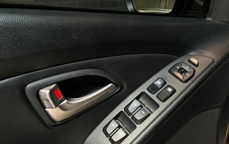 Hyundai ix35 I рестайлинг, 2012 год, 1 200 000 рублей, 13 фотография