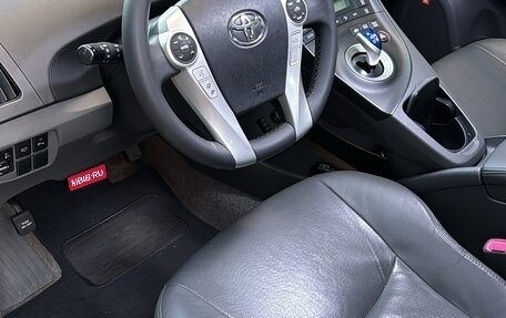 Toyota Prius, 2010 год, 1 190 000 рублей, 2 фотография