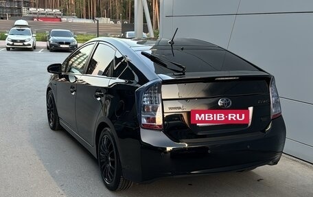 Toyota Prius, 2010 год, 1 190 000 рублей, 3 фотография