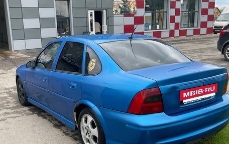 Opel Vectra B рестайлинг, 2000 год, 220 000 рублей, 3 фотография