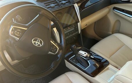Toyota Camry, 2016 год, 2 200 000 рублей, 3 фотография