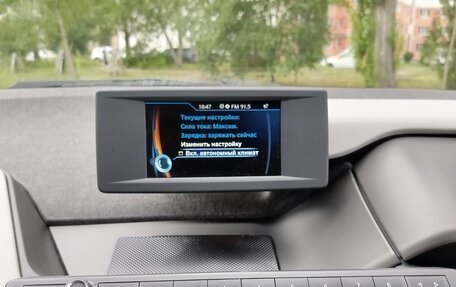 BMW i3 I01 рестайлинг, 2015 год, 1 390 000 рублей, 13 фотография