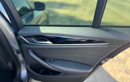 BMW 5 серия, 2019 год, 3 397 000 рублей, 11 фотография