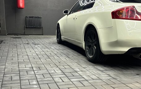 Nissan Skyline, 2004 год, 850 000 рублей, 12 фотография