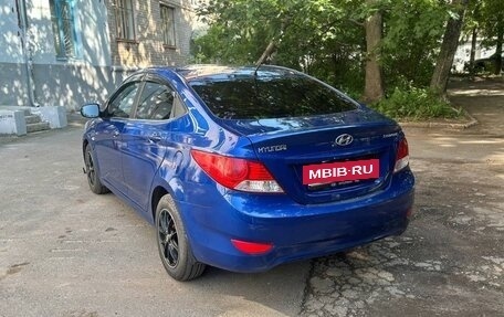 Hyundai Solaris II рестайлинг, 2013 год, 650 000 рублей, 6 фотография