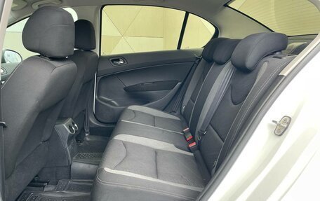 Peugeot 408 I рестайлинг, 2014 год, 599 000 рублей, 13 фотография