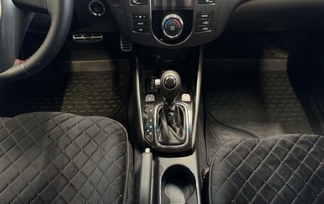 KIA Cerato III, 2011 год, 890 000 рублей, 13 фотография