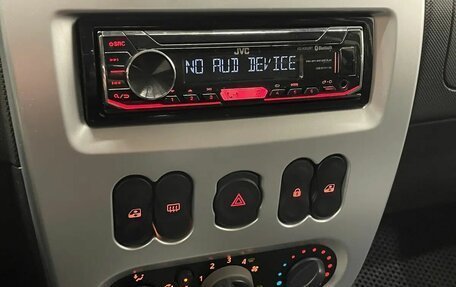 Renault Sandero I, 2011 год, 760 000 рублей, 7 фотография