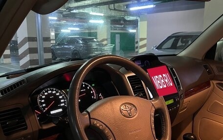 Toyota Land Cruiser Prado 120 рестайлинг, 2004 год, 1 850 000 рублей, 9 фотография