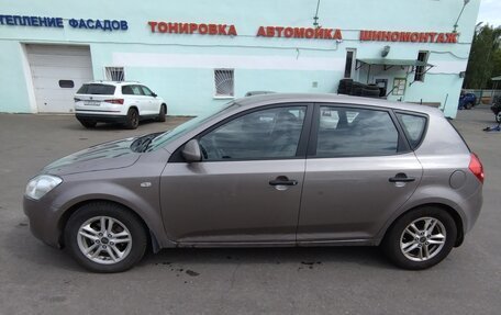 KIA cee'd I рестайлинг, 2009 год, 700 000 рублей, 3 фотография