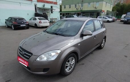KIA cee'd I рестайлинг, 2009 год, 700 000 рублей, 2 фотография