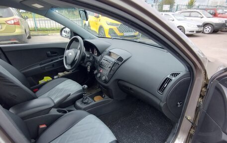 KIA cee'd I рестайлинг, 2009 год, 700 000 рублей, 9 фотография