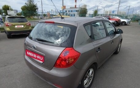 KIA cee'd I рестайлинг, 2009 год, 700 000 рублей, 6 фотография