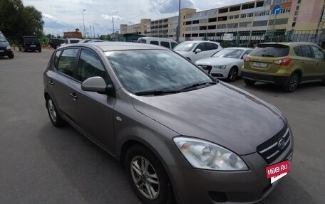 KIA cee'd I рестайлинг, 2009 год, 700 000 рублей, 8 фотография