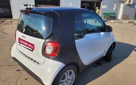 Smart Fortwo III, 2016 год, 1 000 000 рублей, 14 фотография