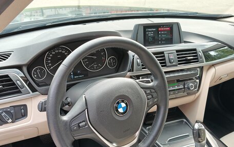 BMW 3 серия, 2017 год, 2 700 000 рублей, 12 фотография