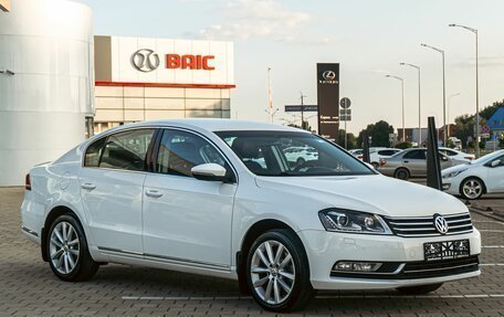 Volkswagen Passat B7, 2013 год, 1 095 000 рублей, 3 фотография